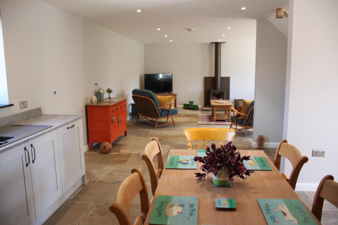 Wonderfully Spacious Luxury Holiday Cottage Billingshurst Exterior foto