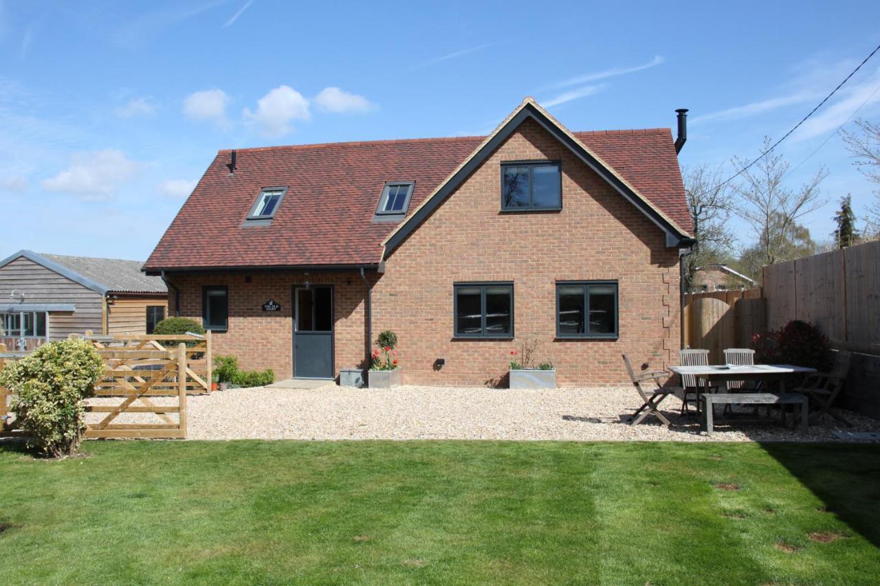 Wonderfully Spacious Luxury Holiday Cottage Billingshurst Exterior foto